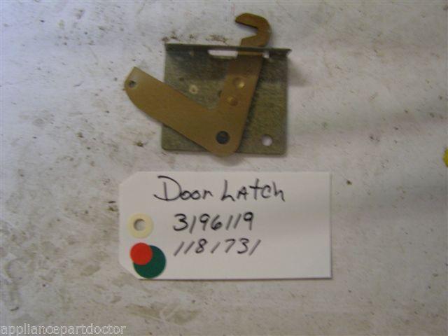 WHIRLPOOL STOVE 3196119 Latch, Door USED PART ASSEMBLY WHIRLPOOL STOVE 3196119 Latch, Door USED PART ASSEMBLY